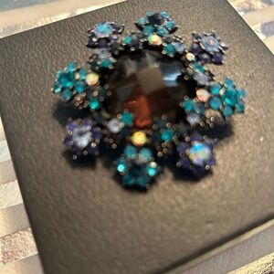 Exquisite Teal and Black Gemstone Brooch